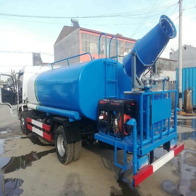 霧炮灑水車與農(nóng)用三輪灑水車 多樣化選擇與定制化配置解析